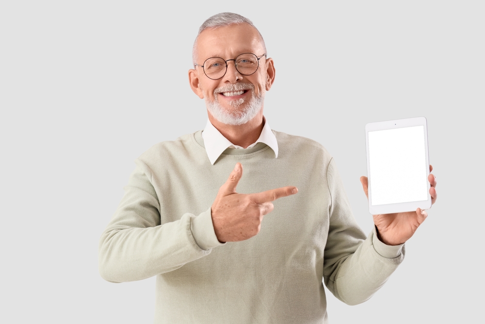 Stop Hair Loss with Online Prescription Treatments Delivered Discreetly